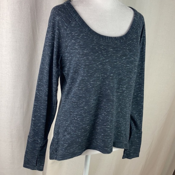 Tasc Performance women's Bamboo long sleeved Athletic Baselayer Sweatshirt Top S - Picture 3 of 15